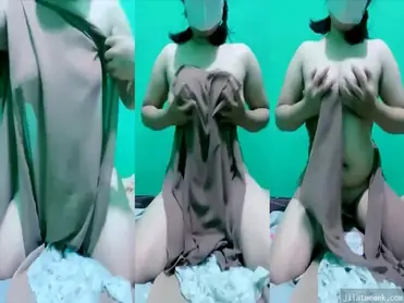 Bokep Jilbab Mahasiswi Toge Transparan Live Close-Up Hot